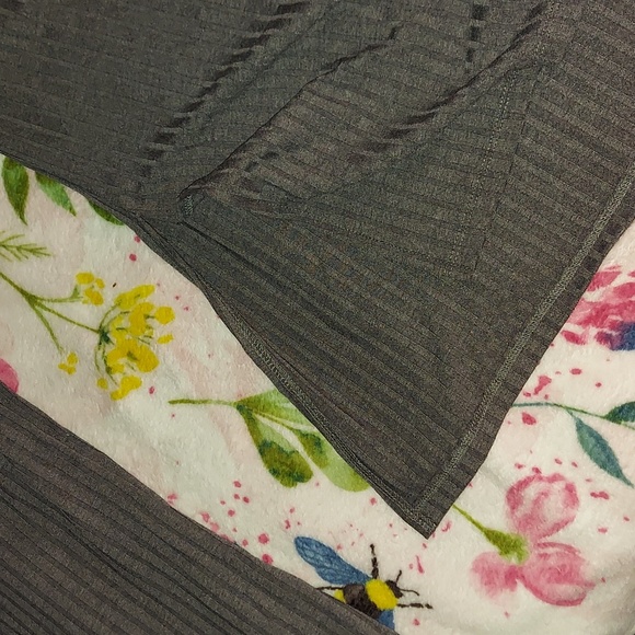 Womens matching set - Picture 9 of 11